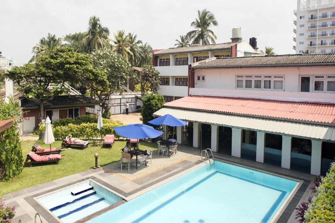 Ranveli Beach Resort Dehiwala-Mount Lavinia Exterior foto