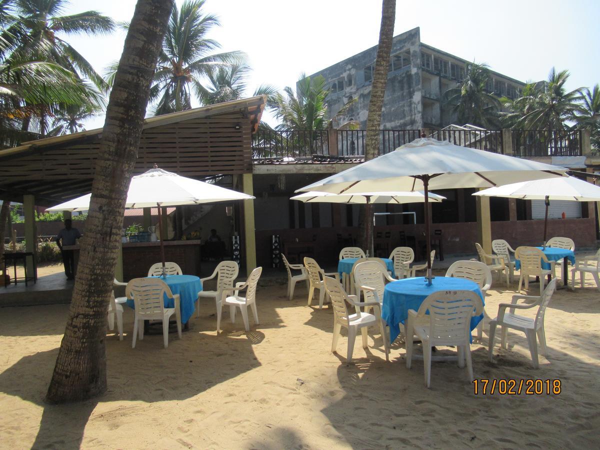 Ranveli Beach Resort Dehiwala-Mount Lavinia Exterior foto